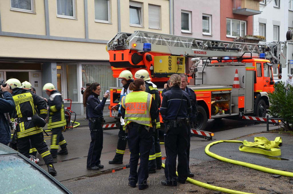 Feuer2Y Koeln Muelheim Windmuehlenstr P108.JPG